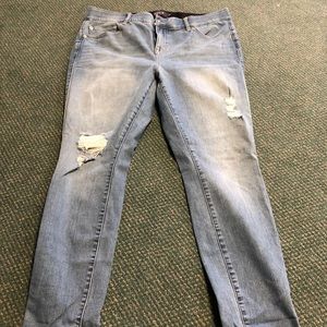 Torrid bombshell skinny jeans